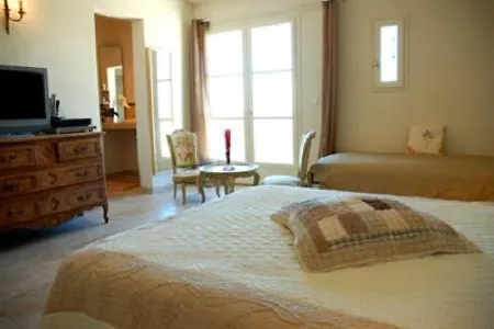 Mas De La Coste Bed & Breakfast