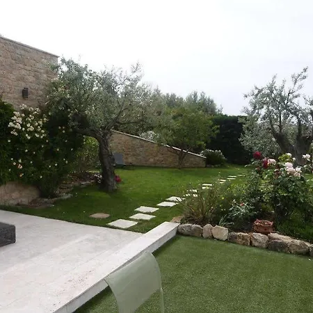 Mas De La Coste Bed & Breakfast Fayence